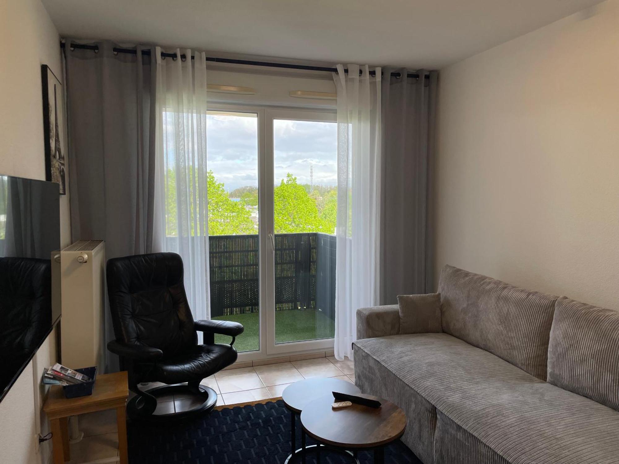 Appartement Calme Avec Balcon, A 4Km Du Centre, Parking, Wi-Fi, Netflix Gratuit Estrasburgo Exterior foto